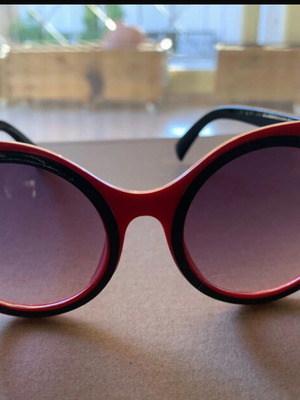 ActiveSol kids sunglasses new, black and red