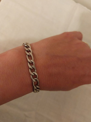 Steel bracelet used