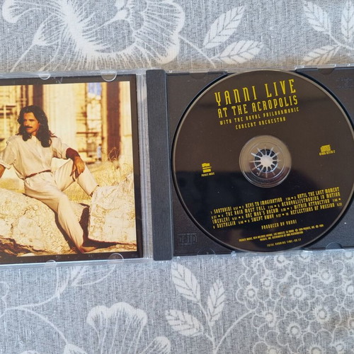 Yanni Live at the Acropolis CD like new, classic music