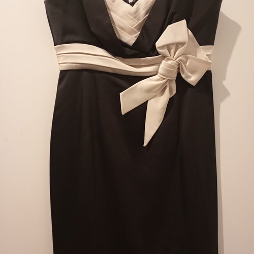 Satin pencil dress black by BCBG Maxazria like new