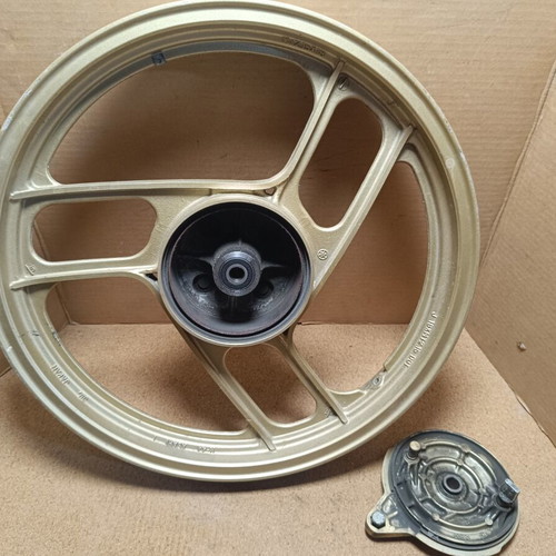 TZR 125 1987 rear alloy wheel with drum brake hub