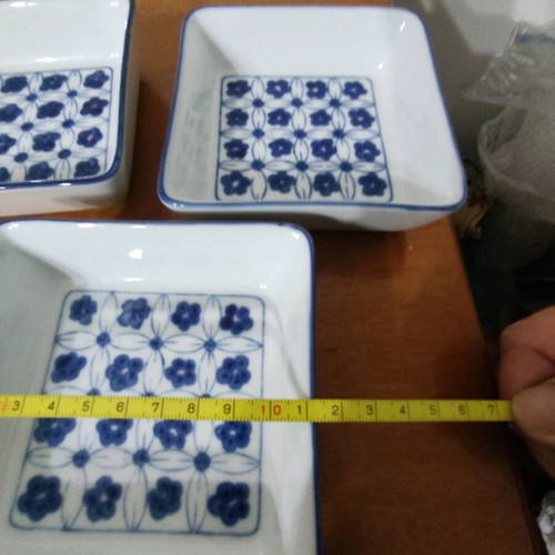 Ceramic square bowls like new, set of 3 pieces