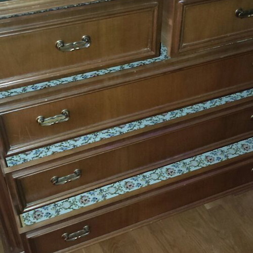 Chest of drawers used with 4 large and 2 small drawers, carved design