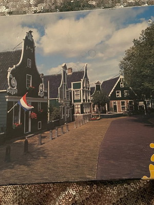 Puzzle Bears Publishing 1000 pieces used, Dutch city theme