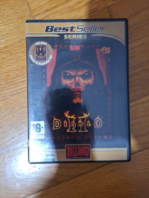 Diablo 2 PC game used, complete set