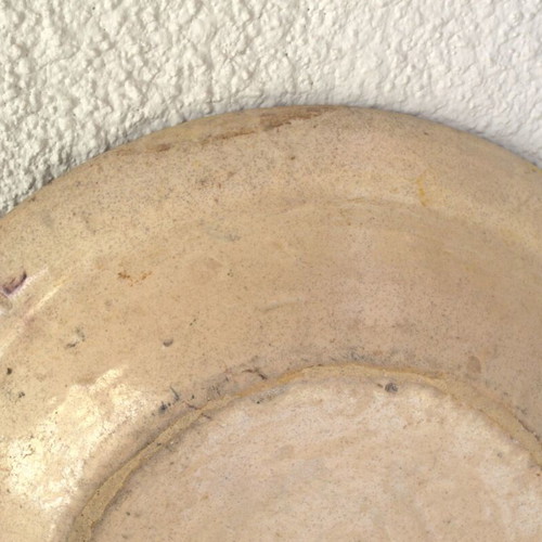 Antique ceramic plate from Apulia late 19th century used