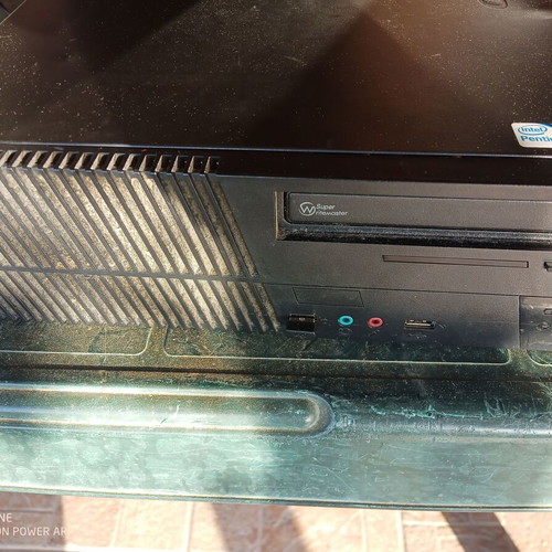 Lenovo ThinkCentre C2D 3.0 Ghz E8400 HDD 160Gb RAM 2GB used