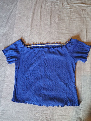 Women's Blue T-shirt like new, size XXL, elastic fabric