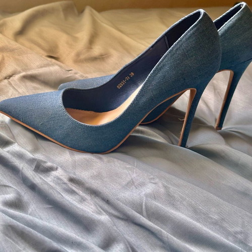 Deezee Blue Pumps New With Thin High Heel 12 cm