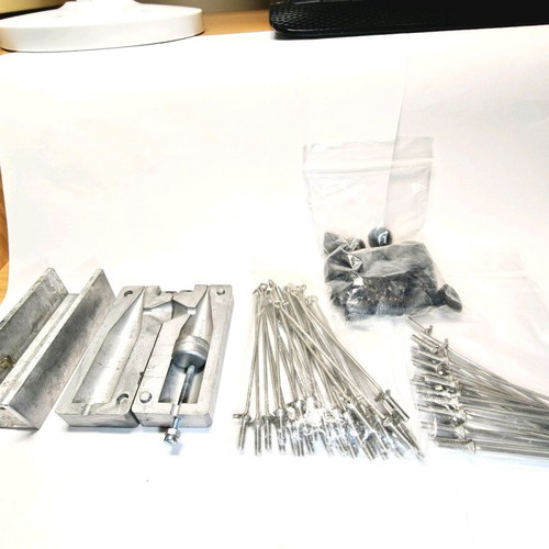 Gemini Surf Casting Pencil Mold used with Clamp and Accessories