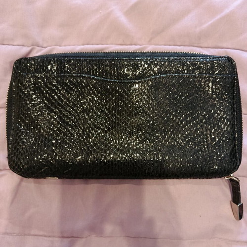 Leather wallet like new, black