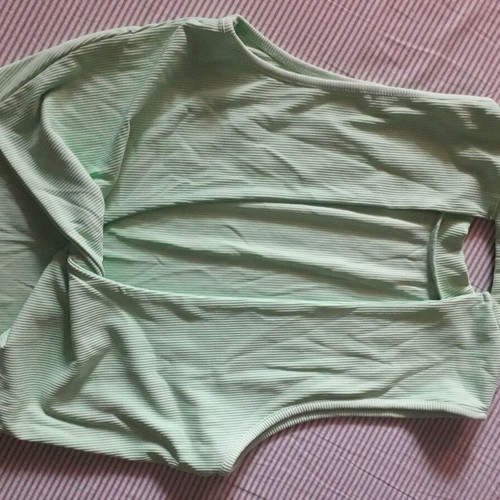 Top ribbed elastic with open back like new