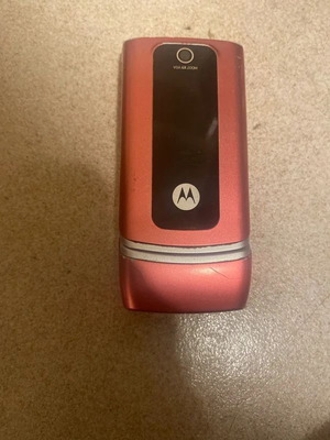 Motorola πτυσσόμενο τηλέφωνο μεταχειρισμένο, ροζ, κάμερα VGA με 4x zoom