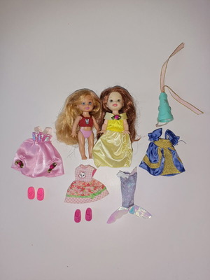 Kelly dolls lot used with clothes, shoes and accessories