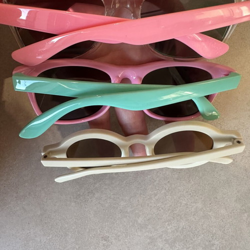 Children's sunglasses like new, set of 3
