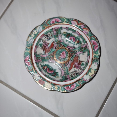 Satsuma Porcelain Set 4 pieces Famille Rose