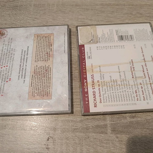 Strauss 2CD set like new, classical