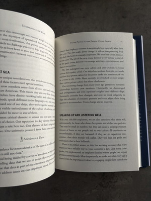 Delivering the Wow hardcover book new, leadership and business