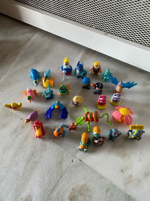Kinder Surprise figures like new, pack of 26 pieces