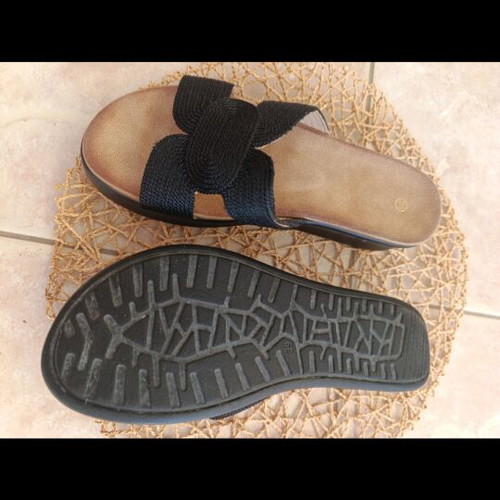 A.L.E. women's platform sandals like new, black, size 39