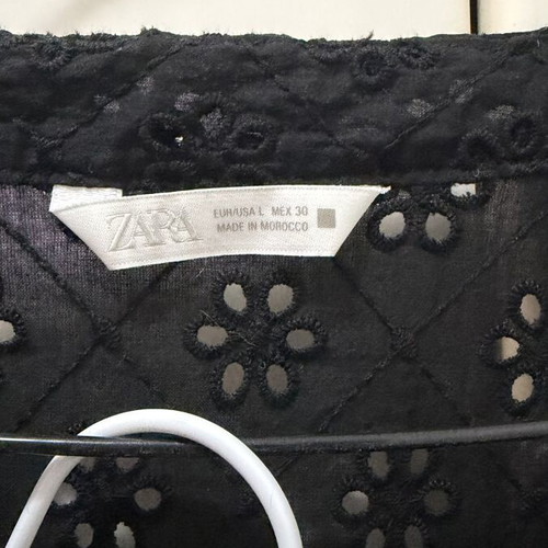 Zara two-piece set with embroidered floral details, like new