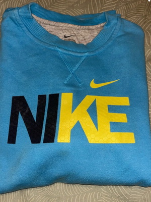 Nike sweatshirt used, turquoise, for height 158-170cm