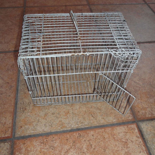 Wire bird cage used small for finches 27x17x20 cm