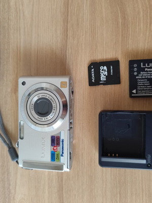 Panasonic Lumix DMC-FS3 compact digital camera like new