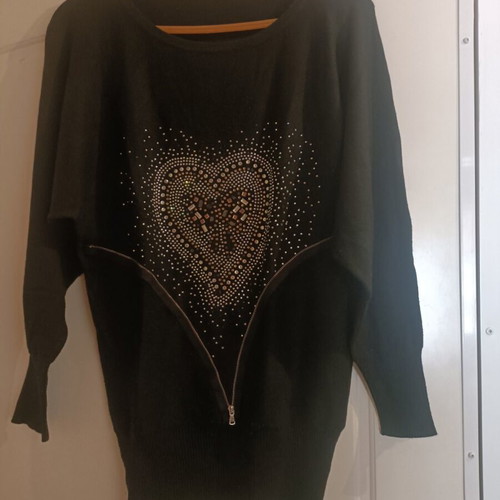 Women's blouse used, black, size L-XL, made of lana