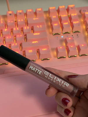 Matte Lip Gloss ELIXIR Make-Up nude like new