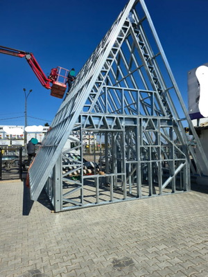 House from Pre-Galvanized Metal Construction Smart on SMA A frame 42 sqm