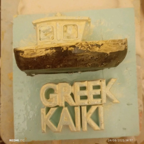 Gypsum fridge magnet hand-painted