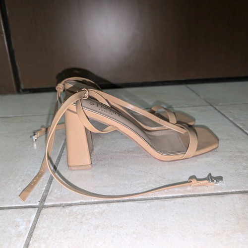 Nude heels Simmi London size 37 like new, 8 cm heel