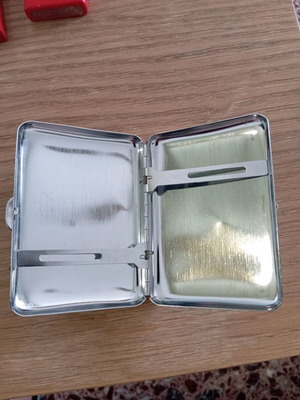 Tobacco case used with name or initials engraving area