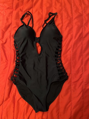One-piece swimsuit black size S like new