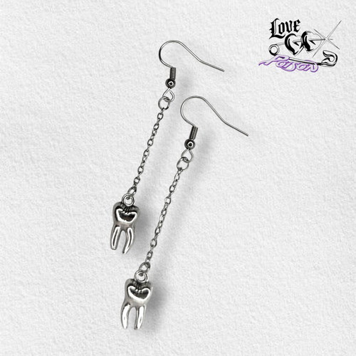 Love X Poison Handmade Stainless Steel Silver Dangle Chain Earrings with Teeth Charms new
