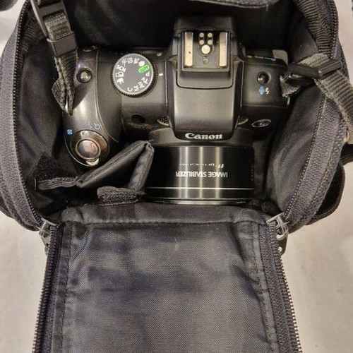 Canon PowerShot SX1 IS digital camera, 20x optical zoom, Full HD
