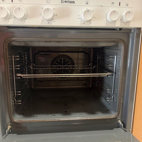 Pitsos white freestanding cooker