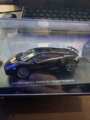 Lamborghini Gallardo Superleggera 1:43 Autoart used, no box