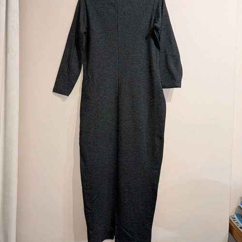Maxi bodycon dress Zara grey like new with 3/4 sleeve size M