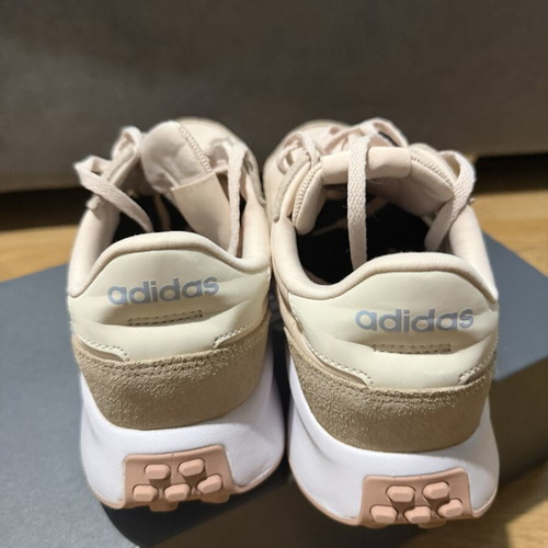 Adidas Run 70s women's sneakers, salmon