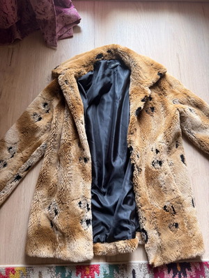 Lynne eco coat jacket like new, beige brown, size S