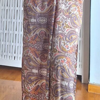 Boohoo Boho Dress like new, colorful, comfortable fit