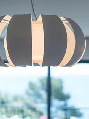 Modern ceiling light pendant lamp for living room and dining area like new