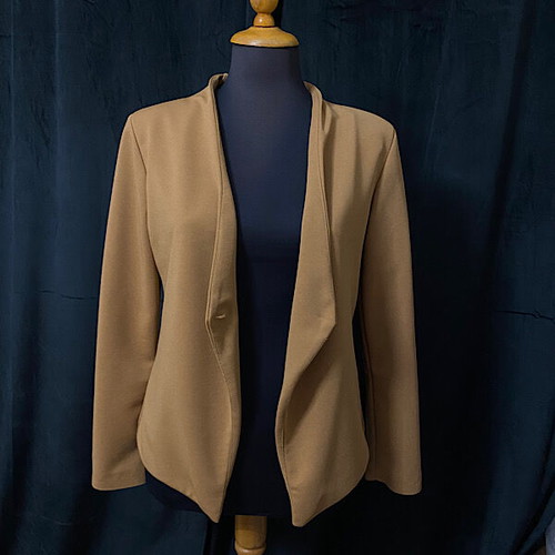 Women's tan jacket size M like new