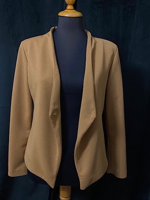 Women's tan jacket size M like new