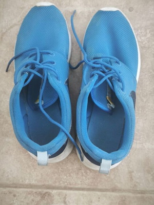 Γυναικεία αθλητικά παπούτσια Nike μεταχειρισμένα, μέγεθος 38, μπλε