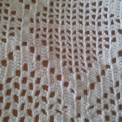 Knitted sleeveless vest handmade new white, size L