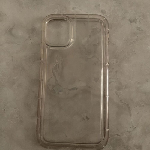 iPhone 11 cases used, pack of 3