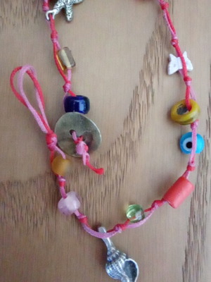 Anklet with multicolored beads used